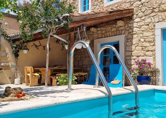 Charming Stone In A Peaceful Setting Near Crikvenica * Barci