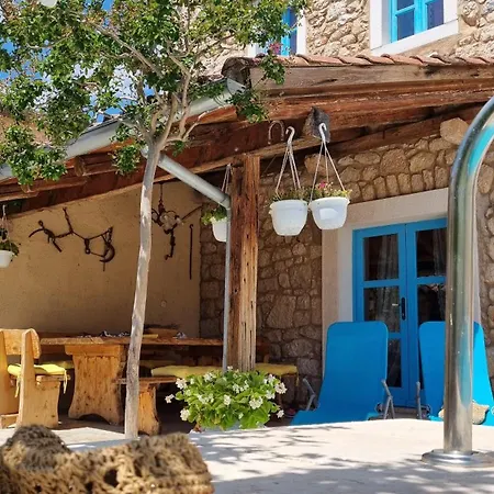 빌라 Charming Stone In A Peaceful Setting Near Crikvenica *